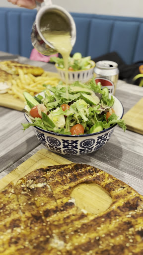 Photo of Semsom-resto lounge mtl - 771 Bd Décarie, Saint-Laurent, QC H4L 3L4