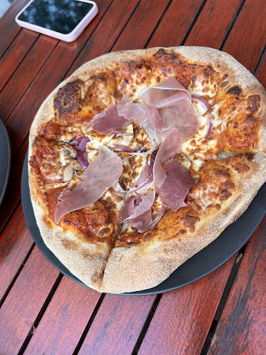 Photo of Yaoooo Pizza Pub - 123 Chem. de Kandahar, Mont-Tremblant, QC J8E 1E2