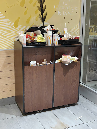 Photo of McDonald’s - 387 Route 117 Sud, Mont-Tremblant, QC J8E 2X4