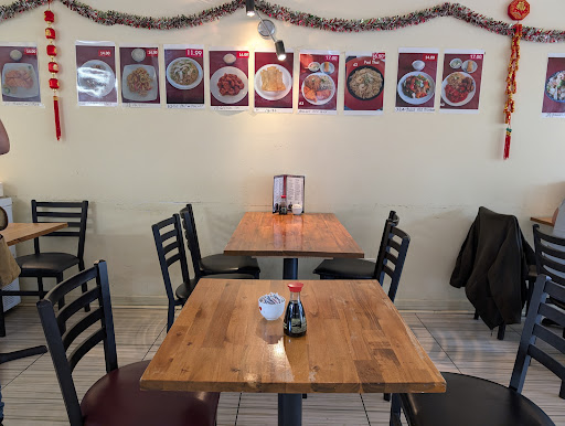 Photo of Lina Restaurant Express - 963 Rue de St Jovite, Mont-Tremblant, QC J8E 3J8