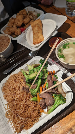 Photo of Lina Restaurant Express - 963 Rue de St Jovite, Mont-Tremblant, QC J8E 3J8