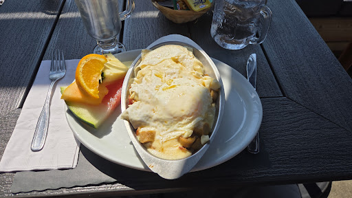 Photo of Resto-Bar le Katharos - 1 Rue St Jean Baptiste E, Montmagny, QC G5V 1J6