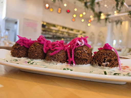 Photo of Zyara - 1004 Rue du Marché Central, Montréal, QC H4N 1K4