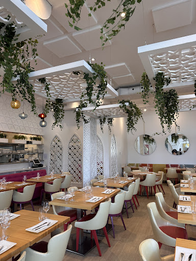 Photo of Zyara - 1004 Rue du Marché Central, Montréal, QC H4N 1K4