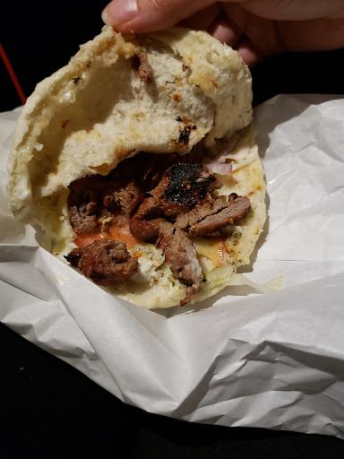 Photo of Grillade Damlaj - 1712 Rue D'Oxford, Montréal, QC H4L 1B6