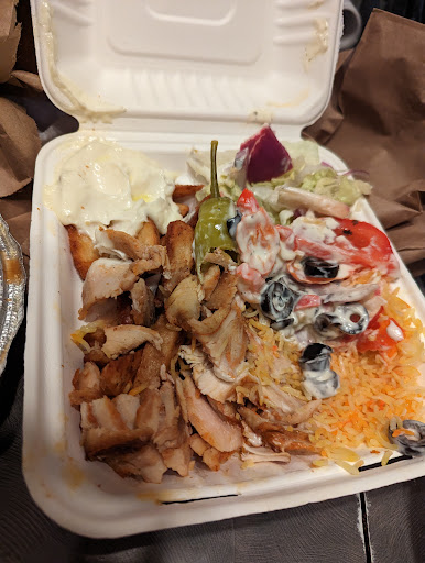 Photo of Rebecca Shish Taouk - 9299 Bd Saint-Michel, Montréal, QC H1Z 3G7