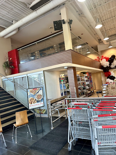 Photo of Andalos - 350 Bd Lebeau, Saint-Laurent, QC H4N 1R5
