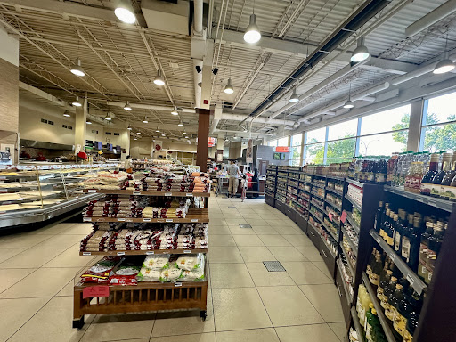 Photo of Andalos - 350 Bd Lebeau, Saint-Laurent, QC H4N 1R5