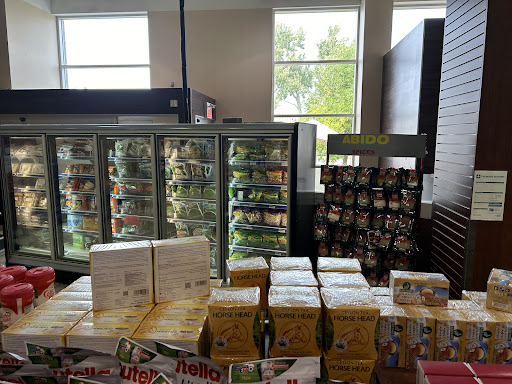 Photo of Andalos - 350 Bd Lebeau, Saint-Laurent, QC H4N 1R5