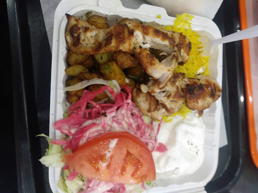 Photo of YALLA TAOUK - 4657 Boul Lévesque E, Laval, QC H7C 1M8