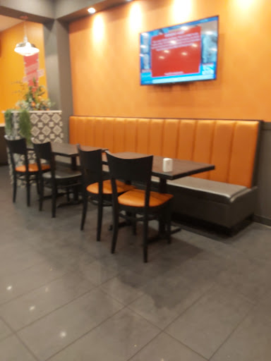 Photo of YALLA TAOUK - 4657 Boul Lévesque E, Laval, QC H7C 1M8