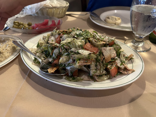 Photo of Restaurant Daou - 2373 Blvd. Marcel-Laurin, Saint-Laurent, QC H4R 1K4