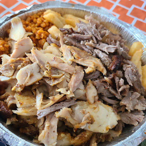 Photo of Cuisine İstanbul Kebab - 10223 Bd Pie-IX, Montréal-Nord, QC H1H 3Z5