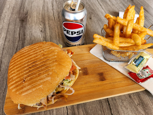 Photo of Cuisine İstanbul Kebab - 10223 Bd Pie-IX, Montréal-Nord, QC H1H 3Z5