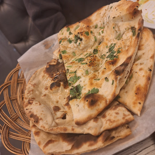 Photo of Royal Tandoori grill - 3200 Bd de la Gare #110, Vaudreuil-Dorion, QC J7V 8W5