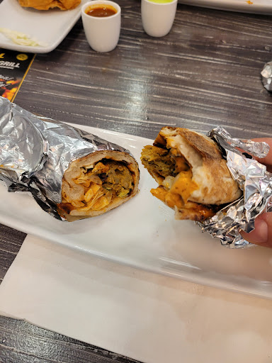 Photo of Royal Tandoori grill - 3200 Bd de la Gare #110, Vaudreuil-Dorion, QC J7V 8W5