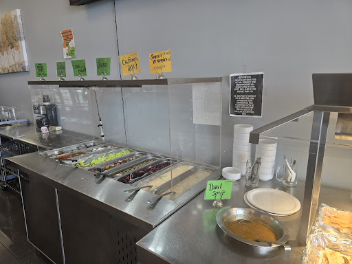 Photo of Royal Tandoori grill - 3200 Bd de la Gare #110, Vaudreuil-Dorion, QC J7V 8W5
