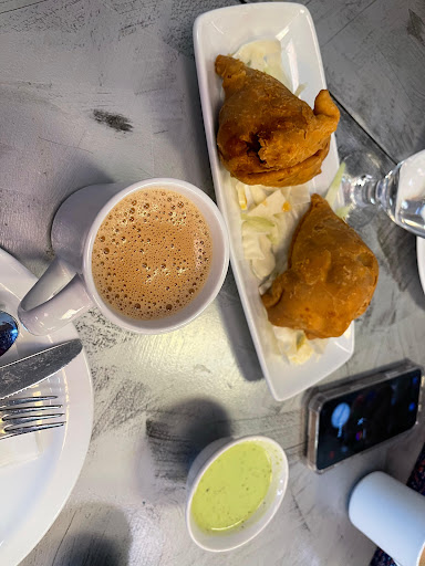 Photo of Royal Tandoori grill - 3200 Bd de la Gare #110, Vaudreuil-Dorion, QC J7V 8W5