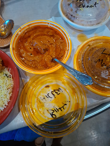 Photo of Royal Tandoori grill - 3200 Bd de la Gare #110, Vaudreuil-Dorion, QC J7V 8W5
