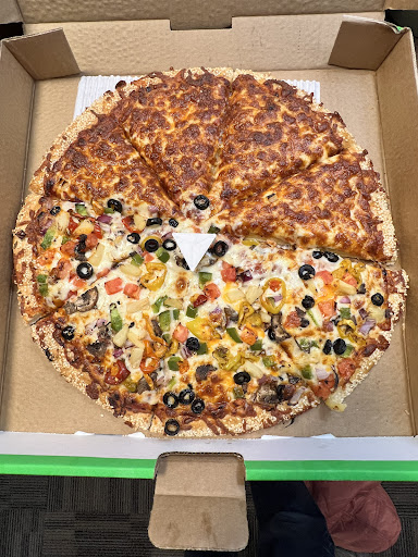 Photo of Red Swan Pizza - Orillia - Next to Money Mart, 200 Memorial Ave Unit 5, Orillia, ON L3V 5X6