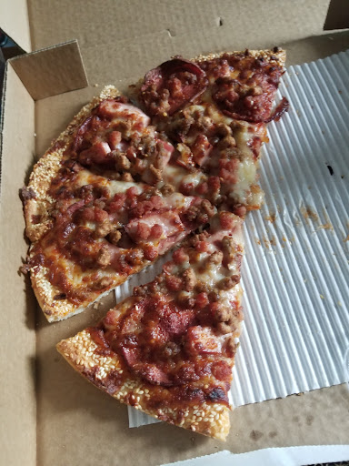 Photo of Red Swan Pizza - Orillia - Next to Money Mart, 200 Memorial Ave Unit 5, Orillia, ON L3V 5X6