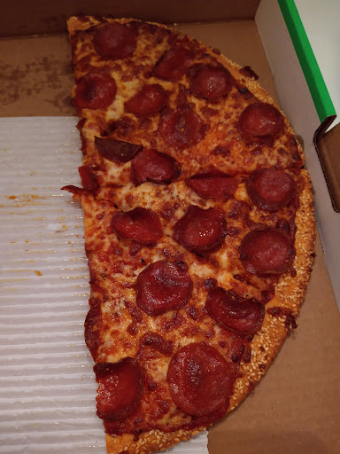 Photo of Red Swan Pizza - Orillia - Next to Money Mart, 200 Memorial Ave Unit 5, Orillia, ON L3V 5X6