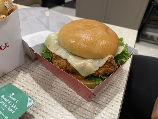 Photo of Chick-fil-A - 3285 Monarch Dr, Orillia, ON L3V 7W7