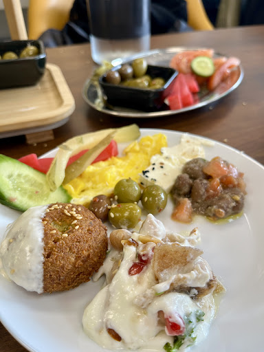 Photo of Allo Beirut - 1679 Carling Ave, Ottawa, ON K2A 0Y3