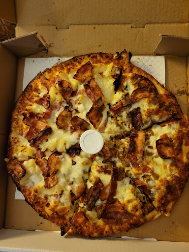 Photo of Milano Pizzeria - 14 Main St E, Smiths Falls, ON K7A 1A2