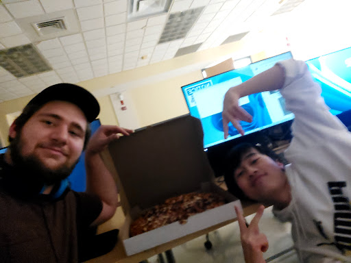 Photo of H&R Pizza and Wings - 197A Norice St, Ottawa, ON K2G 2Y5