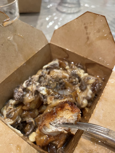 Photo of H&R Pizza and Wings - 197A Norice St, Ottawa, ON K2G 2Y5