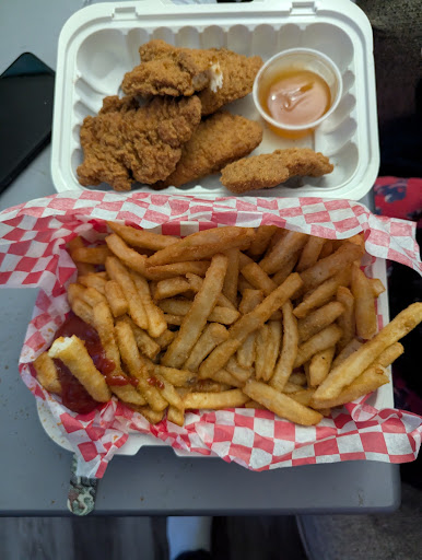Photo of Chicken Palace - 145 Madawaska Blvd, Arnprior, ON K7S 3K1