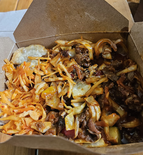 Photo of Minji's - 854 Yonge St, Midland, ON L4R 2E7