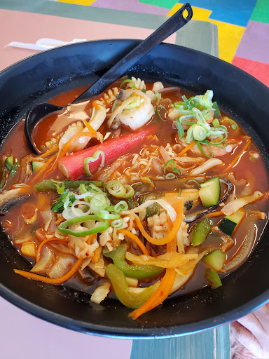 Photo of Minji's - 854 Yonge St, Midland, ON L4R 2E7