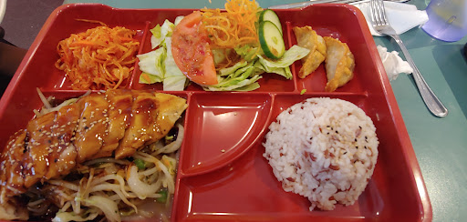 Photo of Minji's - 854 Yonge St, Midland, ON L4R 2E7