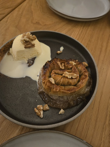 Photo of Elma - 994 Lakeshore Dr W, Penticton, BC V2A 1C1