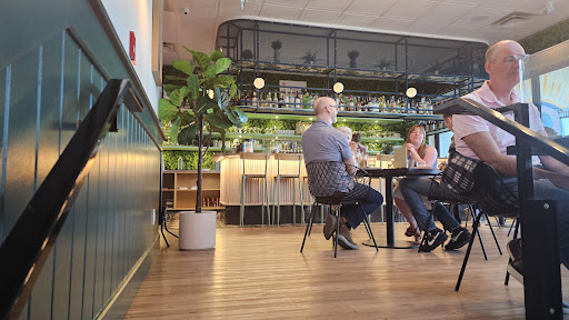 Photo of Elma - 994 Lakeshore Dr W, Penticton, BC V2A 1C1