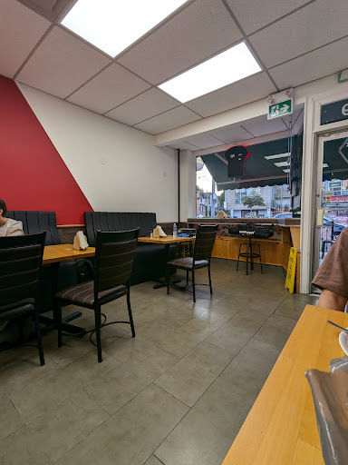 Photo of Bayview Shawarma Turkish Cuisine - 1549 Bayview Ave, East York, ON M4G 3B5