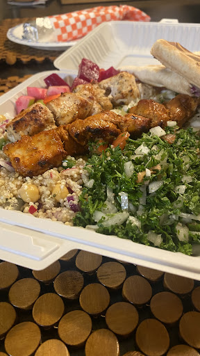 Photo of BROCHETTE - #106, 120 Rue Joseph-Carrier, Vaudreuil-Dorion, QC J7V 4J2