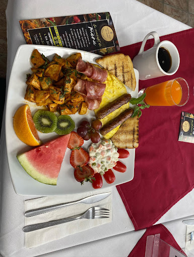 Photo of Al Mashhour Restaurant - Le Boulevard 165-800 Boulevard Chomedy Laval, Montreal, QC H7V 3Y4