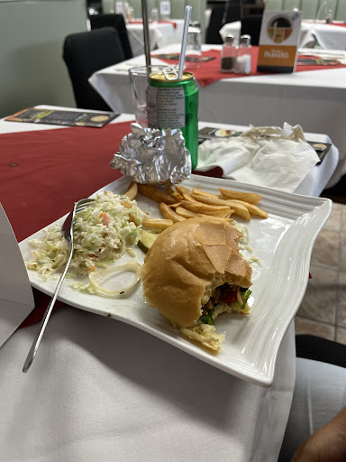 Photo of Al Mashhour Restaurant - Le Boulevard 165-800 Boulevard Chomedy Laval, Montreal, QC H7V 3Y4
