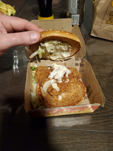 Photo of McDonald's - 230 Rue du Collège, Pont-Rouge, QC G3H 0C6
