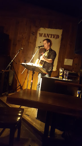 Photo of Le Calvados Restaurant Pub - 202 Rue du Collège, Pont-Rouge, QC G3H 0C6