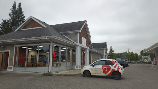 Photo of Amir - 1351 QC-117, Val-David, QC J0T 2N0