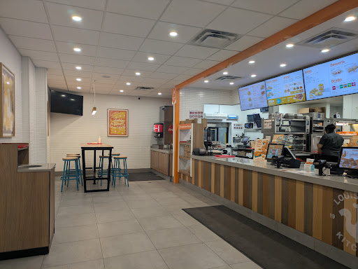 Photo of Popeyes Louisiana Kitchen - 855 Rita Rd, Quesnel, BC V2J 0C2