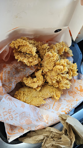 Photo of Popeyes Louisiana Kitchen - 855 Rita Rd, Quesnel, BC V2J 0C2