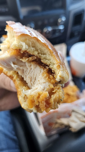 Photo of Popeyes Louisiana Kitchen - 855 Rita Rd, Quesnel, BC V2J 0C2