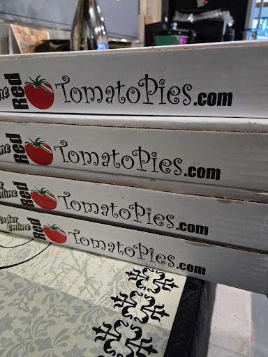 Photo of Red Tomato Pies, Quesnel BC - 160 Barlow Ave, Quesnel, BC V2J 2B7