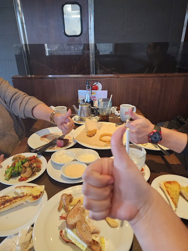 Photo of Denny's Restaurant - 940 Rita Rd, Quesnel, BC V2J 6R8