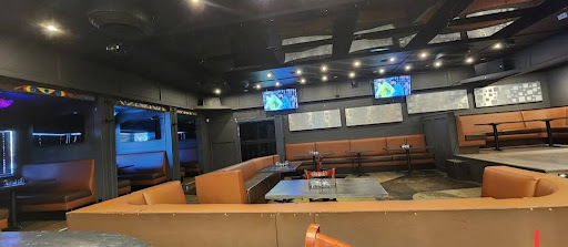 Photo of D' Calabash Restaurant - 2104 Grant Rd, Regina, SK S4S 5C8